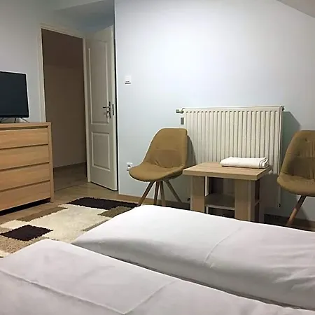 فندق مبيت وإفطار Mokka Panzio 3*