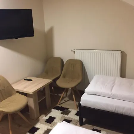 Mokka Panzio 住宿加早餐酒店 3*