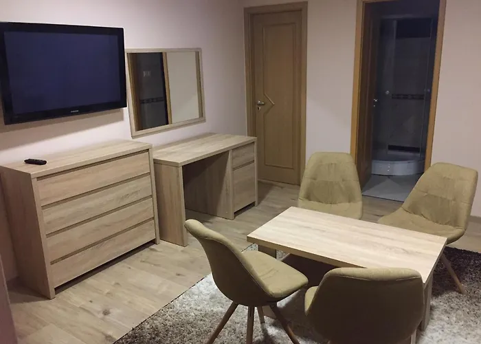 Mokka Panzio 住宿加早餐酒店 索尔沃什