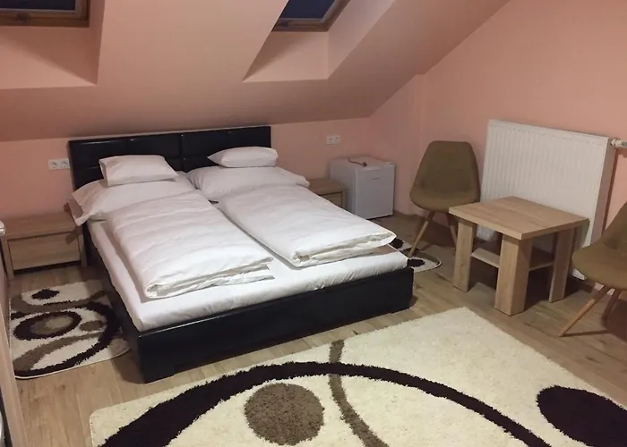 Mokka Panzio 住宿加早餐酒店